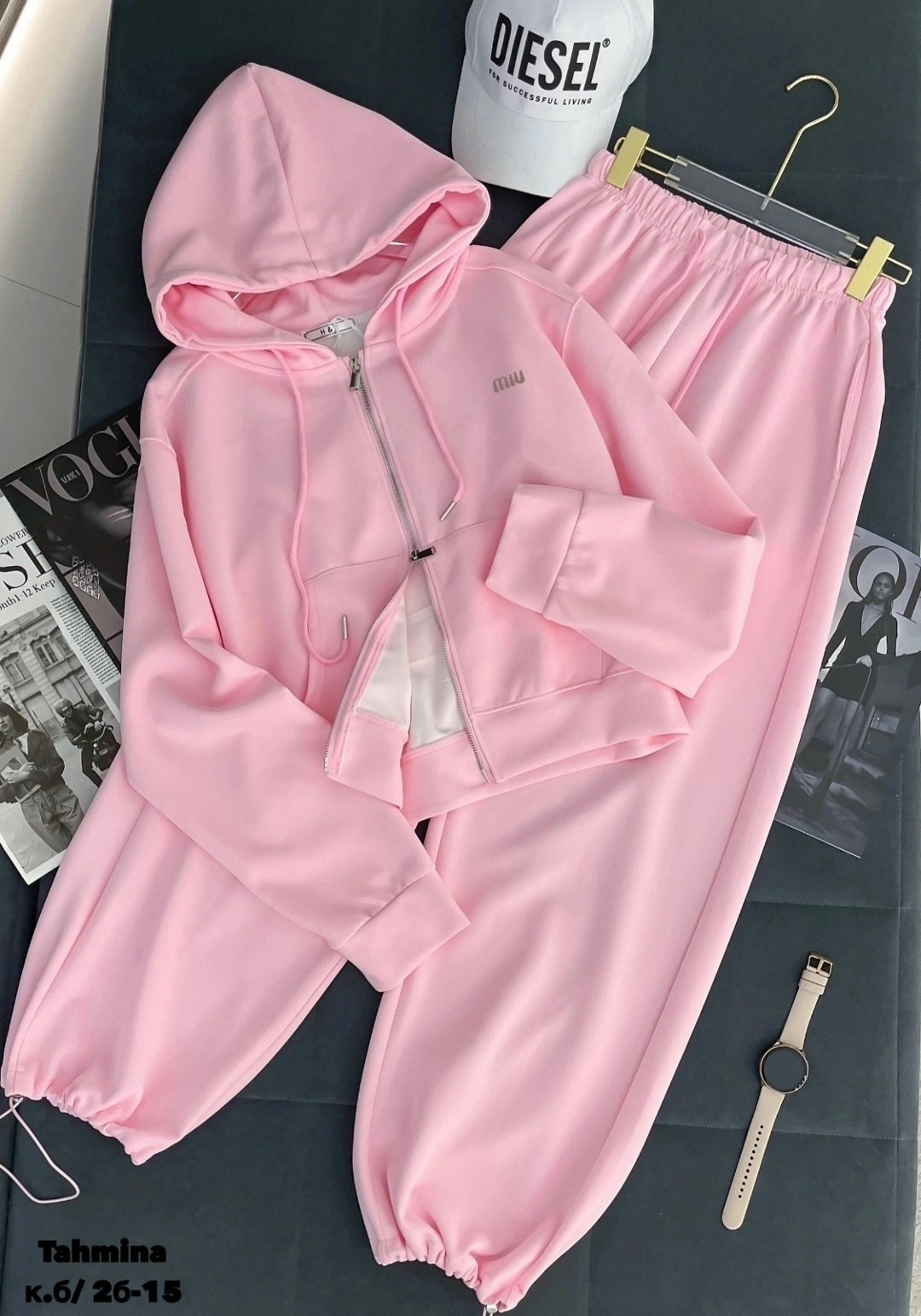 спортивные костюмы женские,спортивные костюмы,спортивные костюмы ,стильные спортивные костюмы,костюм спортивный с капюшоном оверсайз