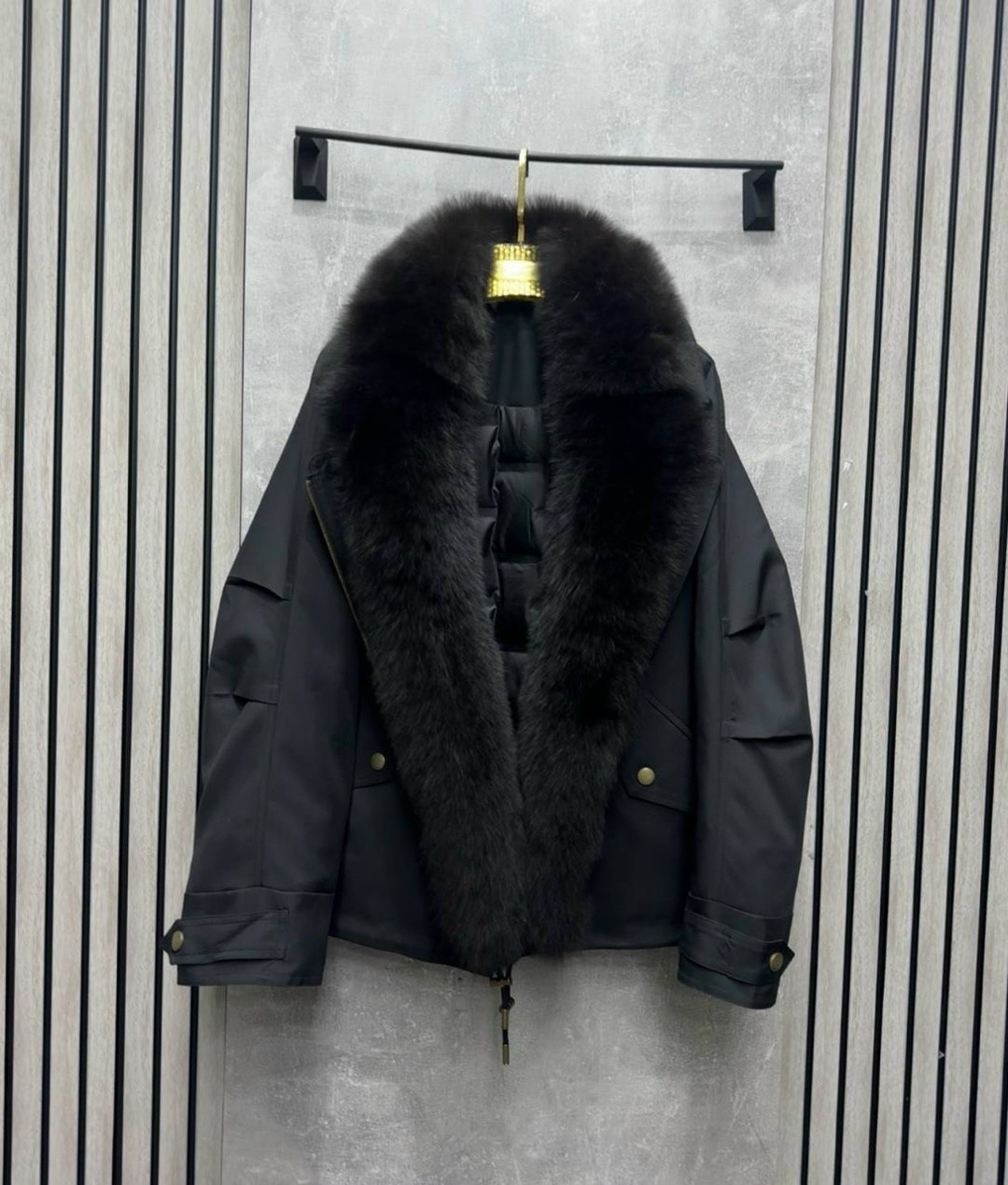 куртка - пуховик с мехом песца city furs,куртка с натуральным мехом,коричневая укороченная парка с меховым воротником,женский пуховик,пуховик с мехом