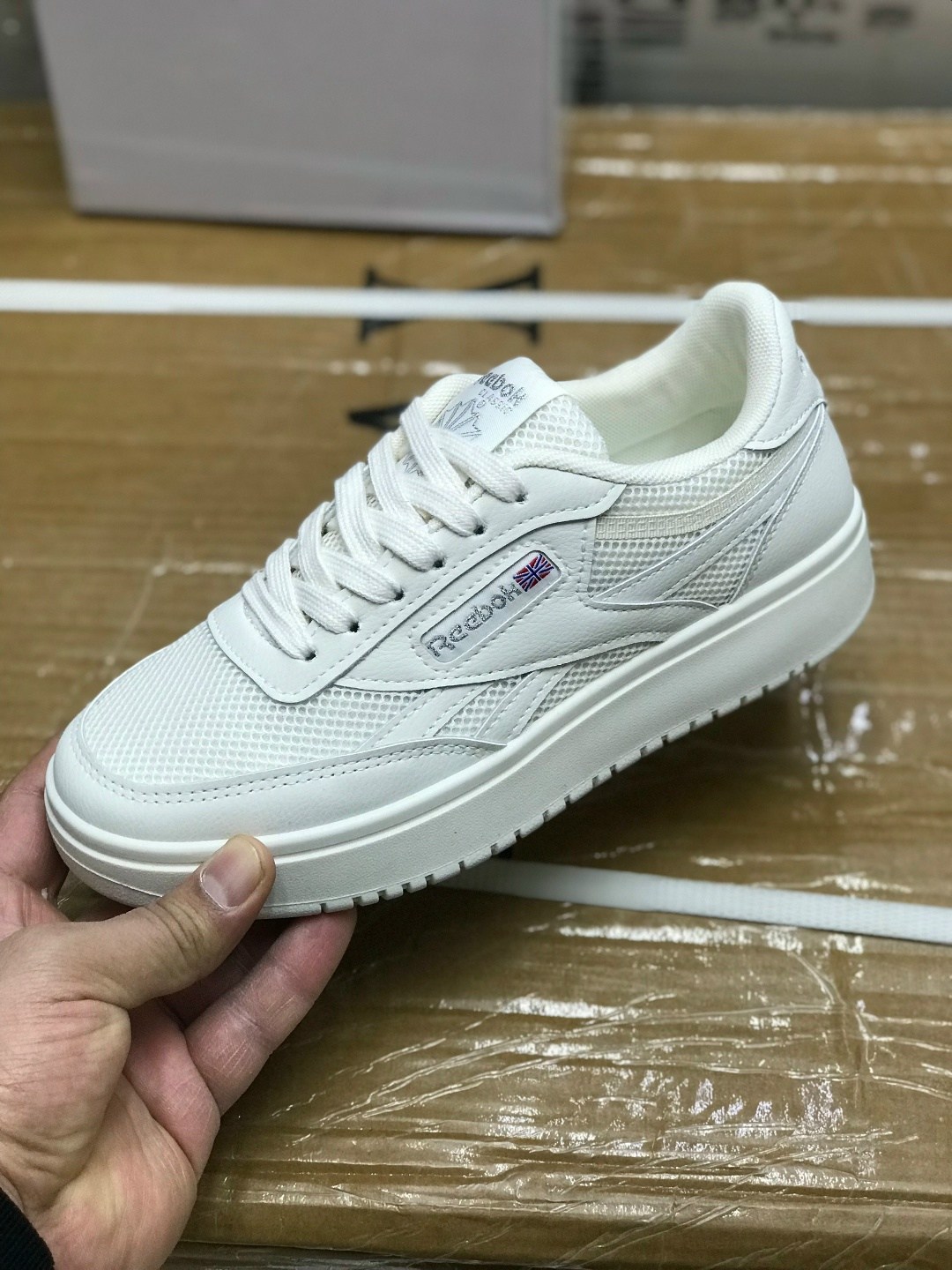 кроссовки reebok женские,кроссовки reebok,кроссовки reebok 023501 женские,женские кроссовки reebok club c double,кроссовки фила женские