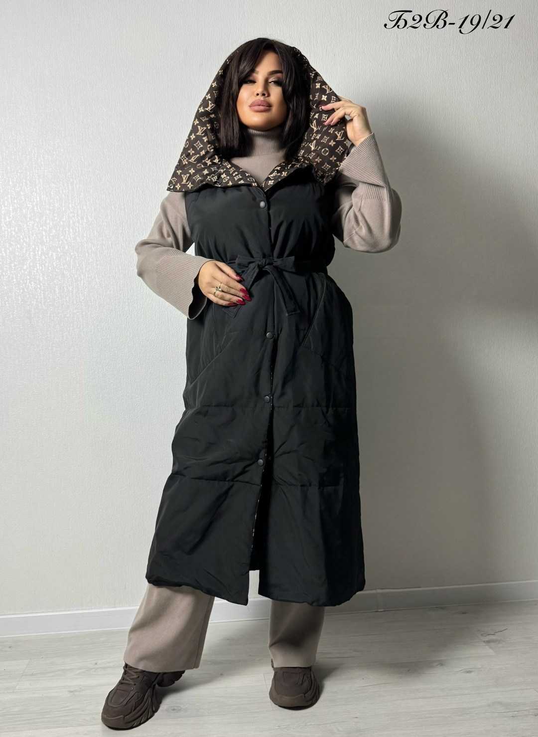 комбинированное пальто,комбинированное пальто шерсть с плащевкой,удлиненный жилет,стеганое пальто,жилетка женская