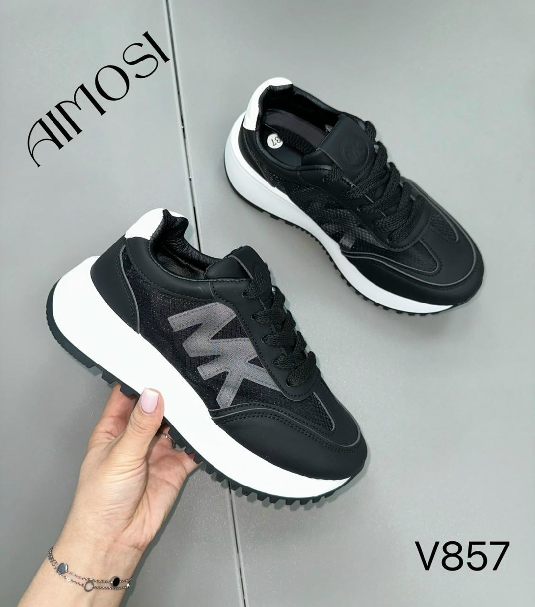 кроссовки женские,,кроссовка,модные кроссовки,кроссовки женские черный