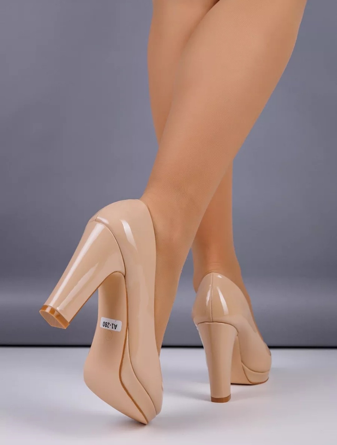 туфли лодочки кожаные черные на шпильке milores,туфли женские,туфли лодочки черные на шпильке классика женские,туфли лодочка,каблуки лодочки