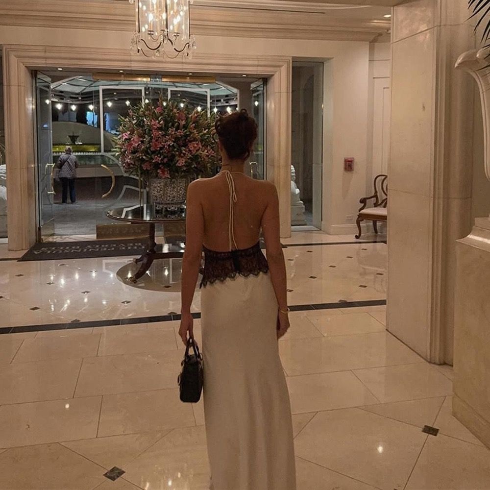 платье кружевное,шоколадное платье-комбинация миди с кружевом и вырезом на шее topshop,платье с кружевной отделкой от мими never fully dressed, коричневый,коричневое платье,кружевное макси-платье-комб