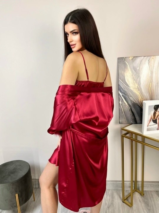 халат с перьями,длинный халат с перьями,шелковый халат с перьями q&h fashion,шелковый халат с перьями,шелковый халат с перьями 5senses 7208 белый