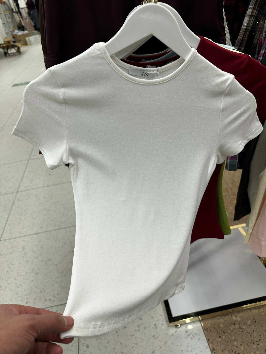 женская футболка,женская футболка бордовый,футболка бордовая,футболки для женщин,базовая женская футболка