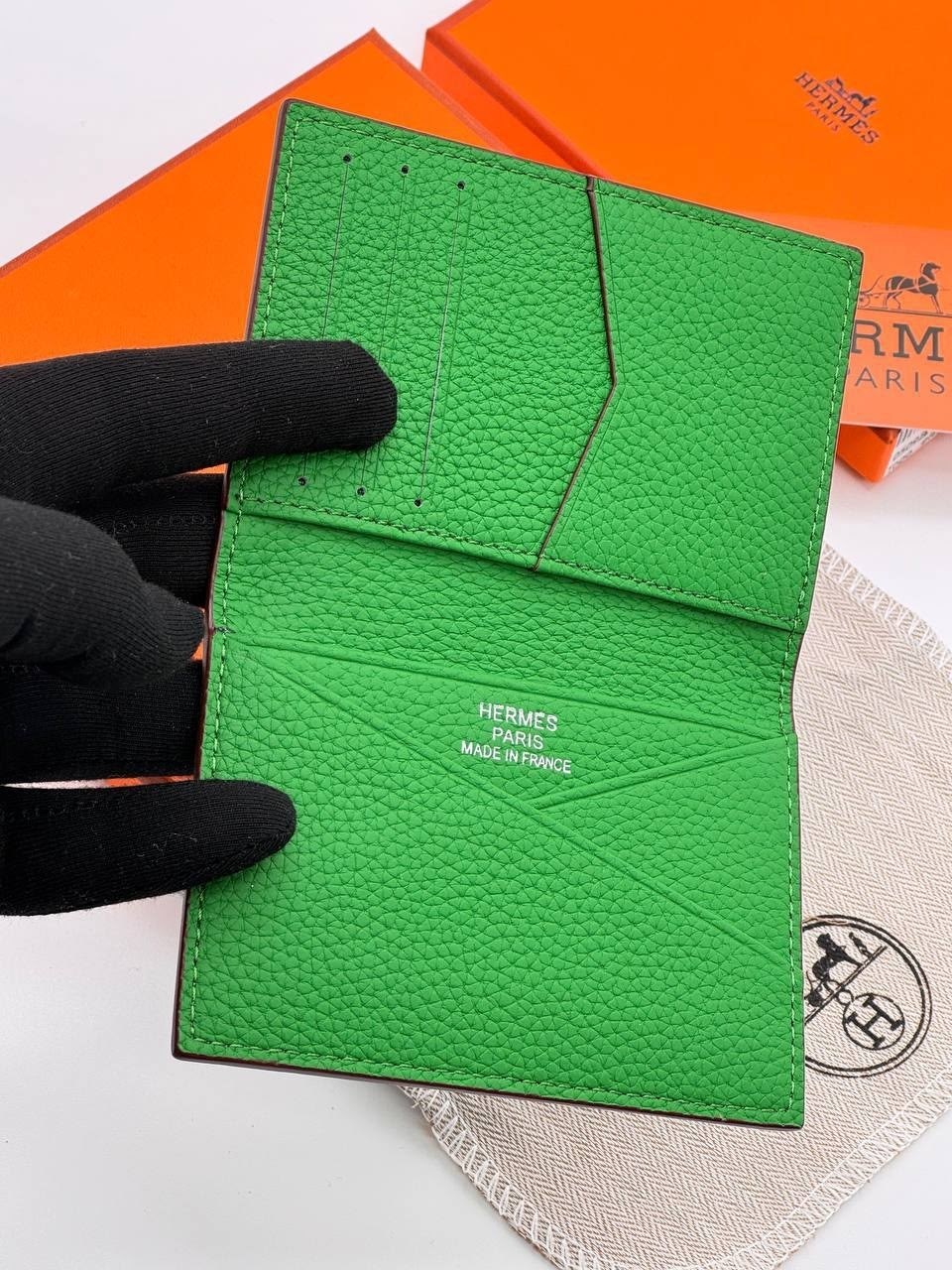 hermes обложка для паспорта,кошелек hermes,брендовая обложка на паспорт hermes,обложка для паспорта из натуральной кожи,обложка на паспорт