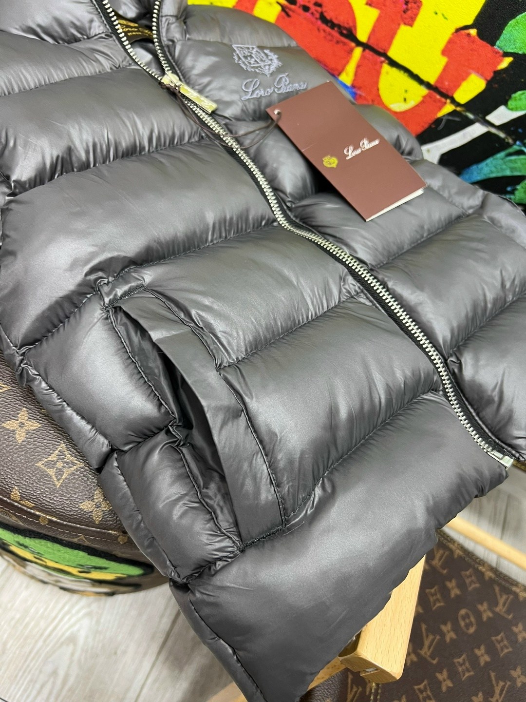 жилетка луи виттон,луи виттон жилетка мужская,пуховой жилет,жилетка louis vuitton,жилет
