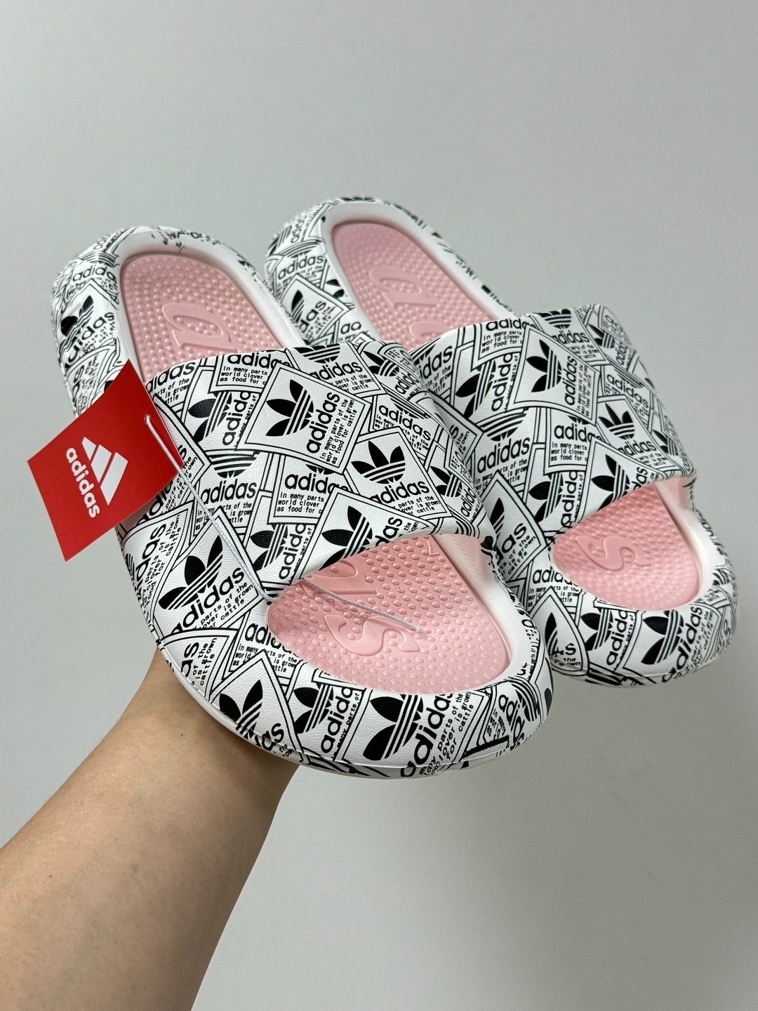 шлепанцы adidas,шлепанцы adidas adilette comfort,шлепанцы adilette lite adidas originals,шлепки адидас дисней,
