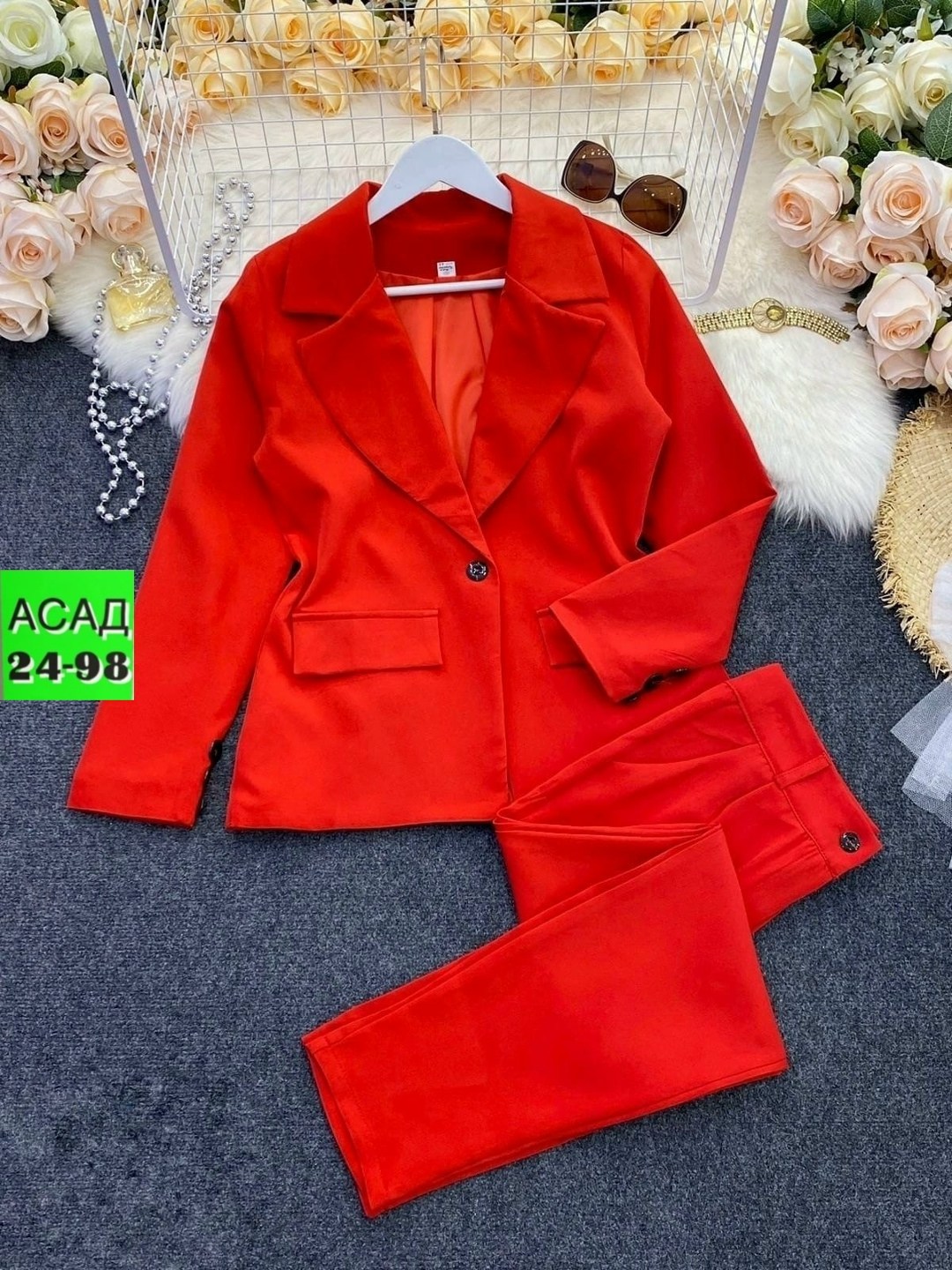 костюм женский брючный,женский костюм двойка,женский костюм,женский красный костюм-двойка,красный костюм женский брючный