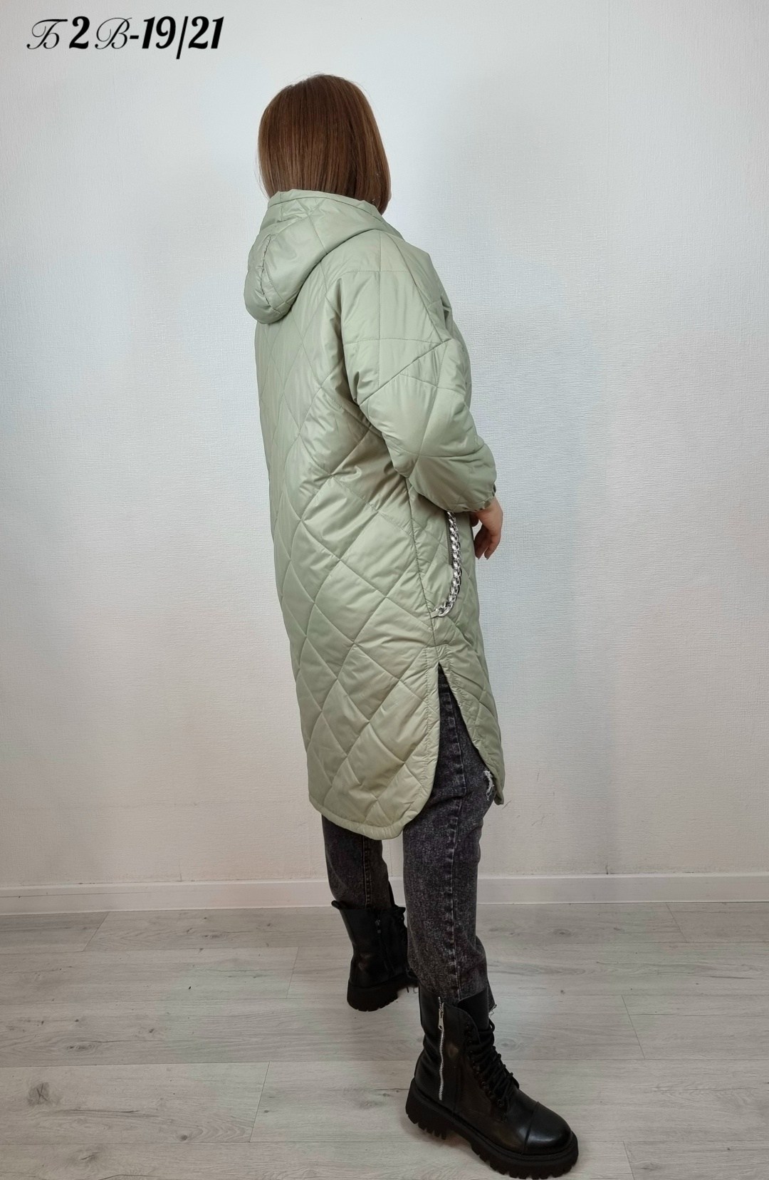 демисезонная куртка,женская демисезонная куртка,куртка удлиненная,куртка стеганая с капюшоном оверсайз,куртка