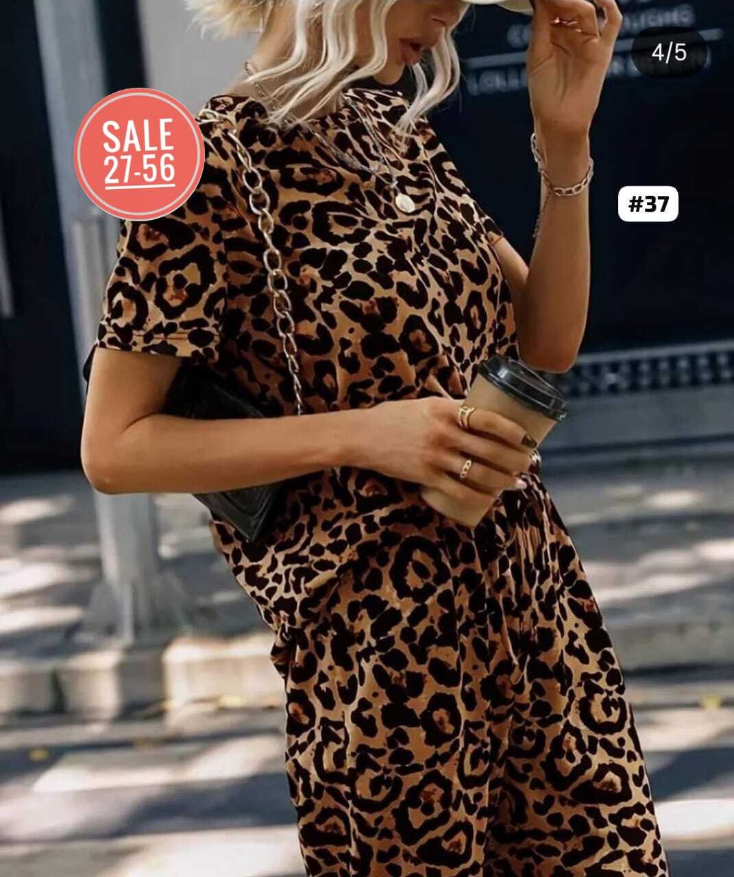 леопардовый костюм женский,леопардовые костюмы,костюм 3 ка в ярком леопардовом принте,костюм леопардовый женский тройка,летний брючный леопардовый костюм