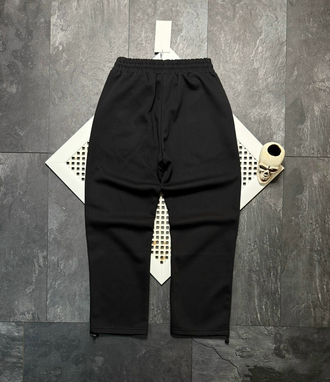 штаны модные,брюки спортивные мужские,спортивные брюки,спортивные штаны,брюки мужские модные