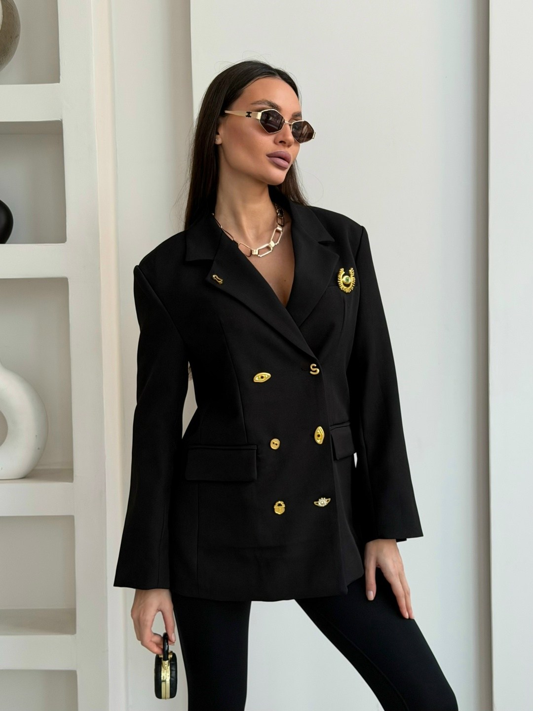 белый пиджак с золотыми пуговицами,женский классический двубортный пиджак с металлическими львиными пуговицами,дизайнерский пиджак женский классический двубортный блейзер с металлическими пуговицами л