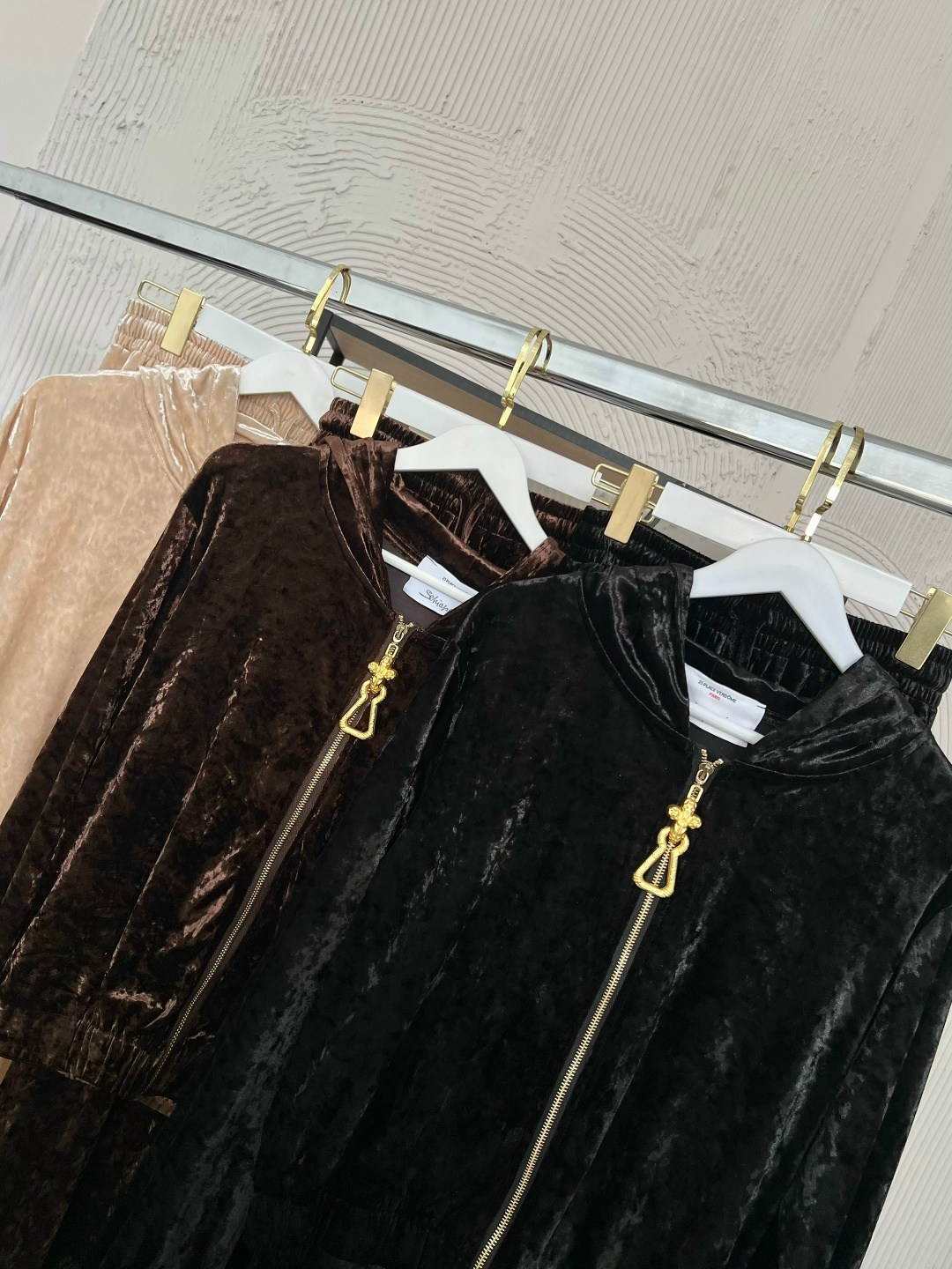 костюм велюровый,костюм велюровый женский,велюровый спортивный костюм,комбинезон велюровый женский,костюм из велюра женский