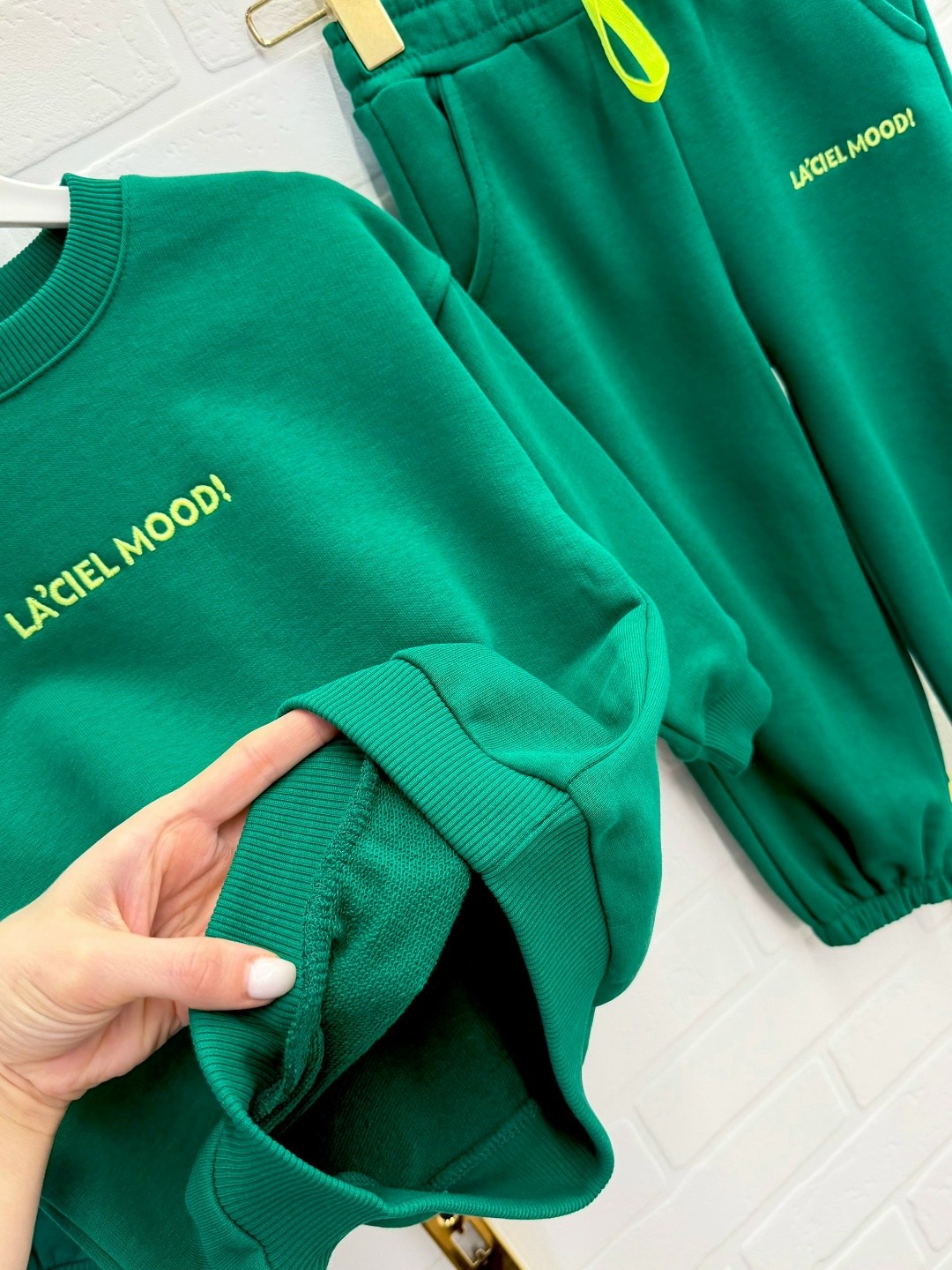 костюм на флисе,спортивные костюмы для девочек,детский спортивный костюм на флисе,костюм детский,свитшот и брюки для девочки