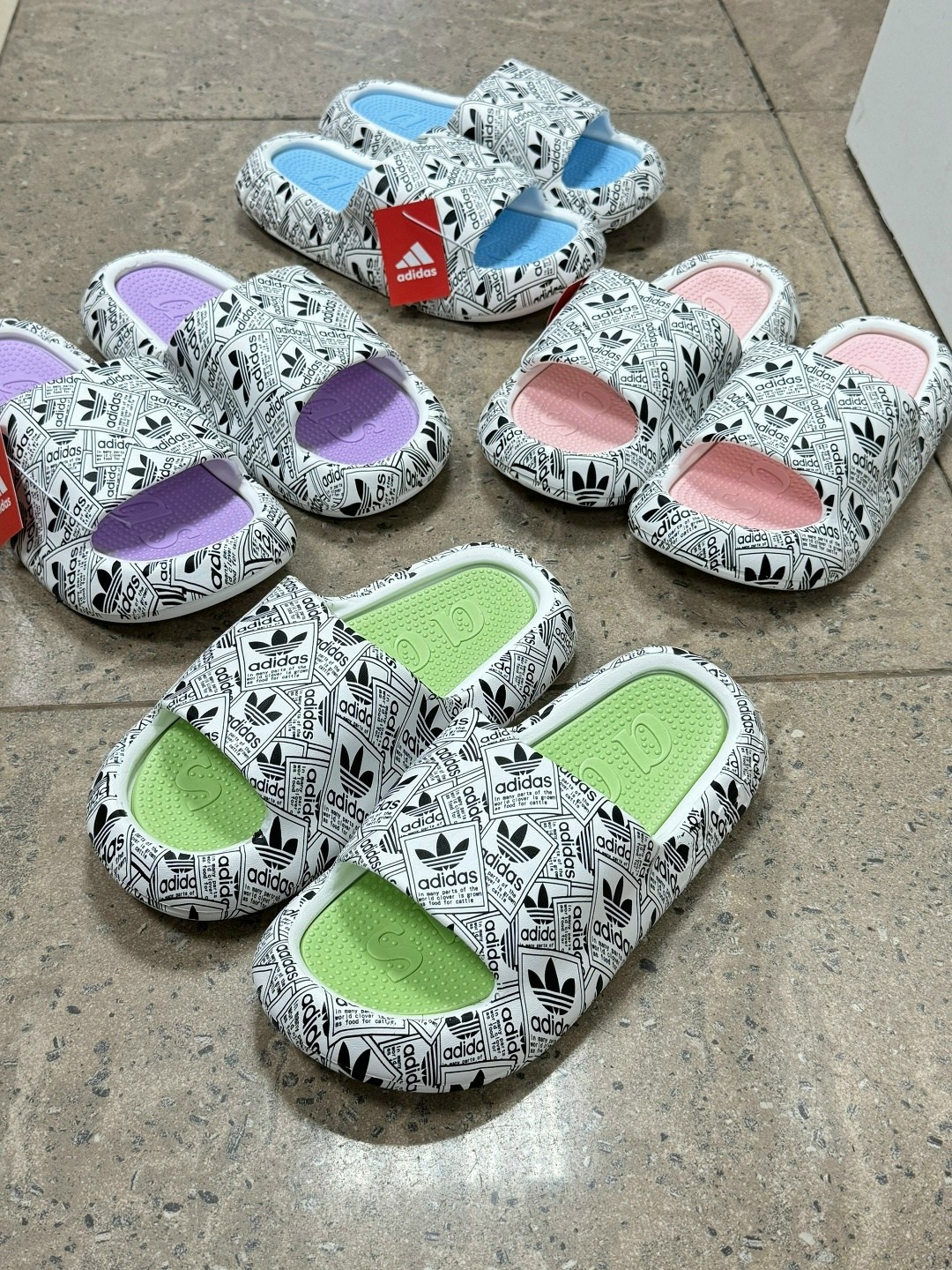 шлепанцы adidas,шлепанцы adidas adilette comfort,шлепанцы adilette lite adidas originals,шлепки адидас дисней,