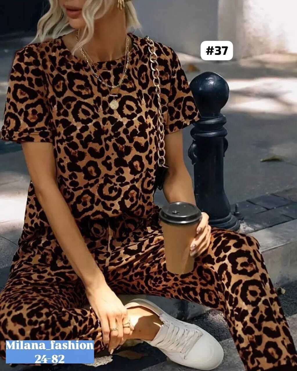 леопардовые костюмы,женский комбинезон с леопардовым принтом,леопардовый комбинезон женский,костюм 3 ка в ярком леопардовом принте,леопардовый костюм женский
