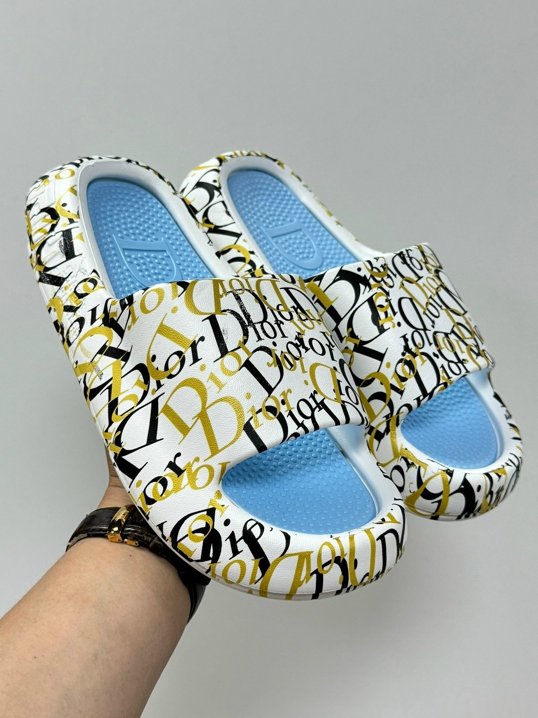 шлепанцы christian dior,шлепанцы женские кристиан диор,шлепки диор женские,шлепки диор,шлепки кристиан диор