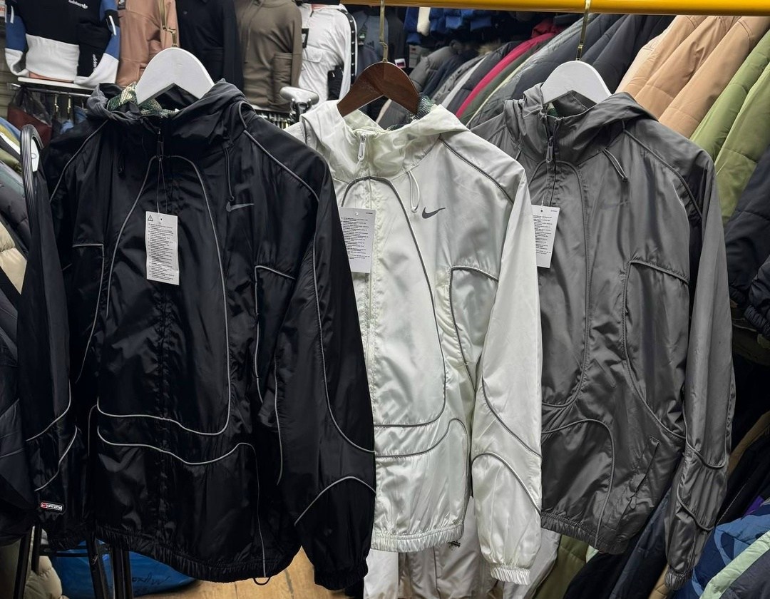 спортивный костюм плащевка,ветровка corteiz x nike,спортивный костюм nike плащевка,спортивный костюм,спортивный костюм nike
