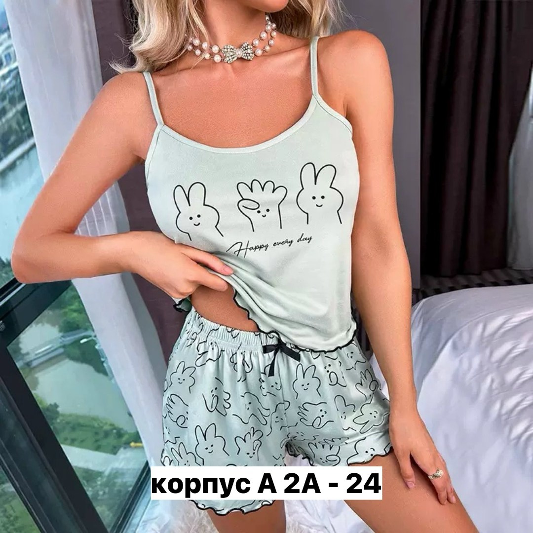 пижама женская с майкой,пижама короткая шорты и топ с сердечками,женские пижамные комплекты,пижама женская,женская пижама комплект