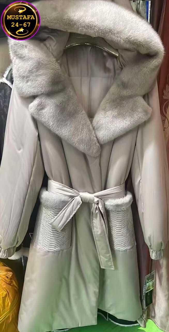 длинное зимнее пальто с мехом норки bomfurs,роскошное женское зимнее пальто от бренда bomfurs с натуральным мехом норки,пальто с соболем,чёрное пальто с меховым капюшоном,пуховики с мехом