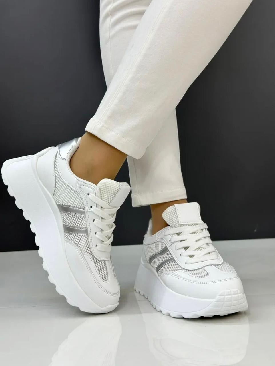 кроссовки женские,,белые кроссовки женские,кроссовки для девушек,кроссовки модные