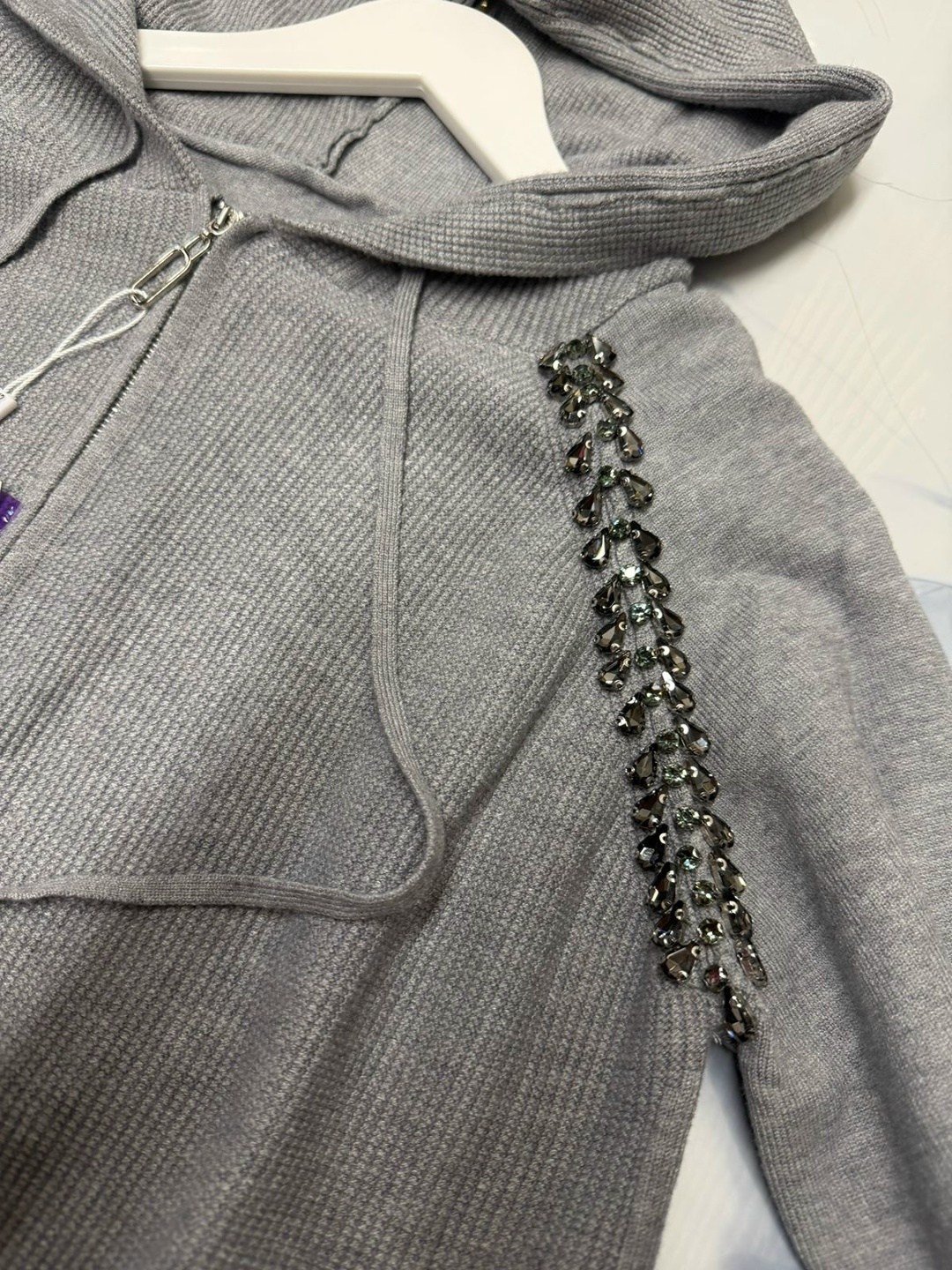 кофта женская,кофты,кофта женская с капюшоном,модные свитера,кардиган