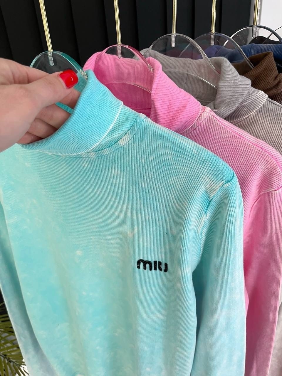 женская кофта,кофта для девушек,свитшот женская,одежда кофта,кофта свитер