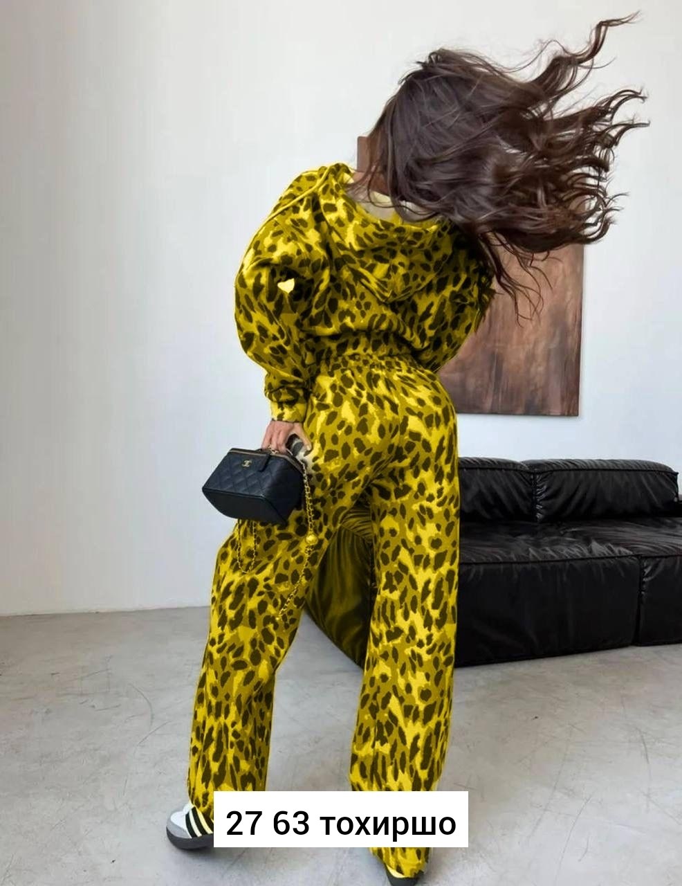 спортивный костюм женский с леопардовым принтом,костюм с леопардовым принтом alisiaberry,костюм спортивный с начесом леопардовый konessstyle,костюм с мехом,трикотажные костюмы