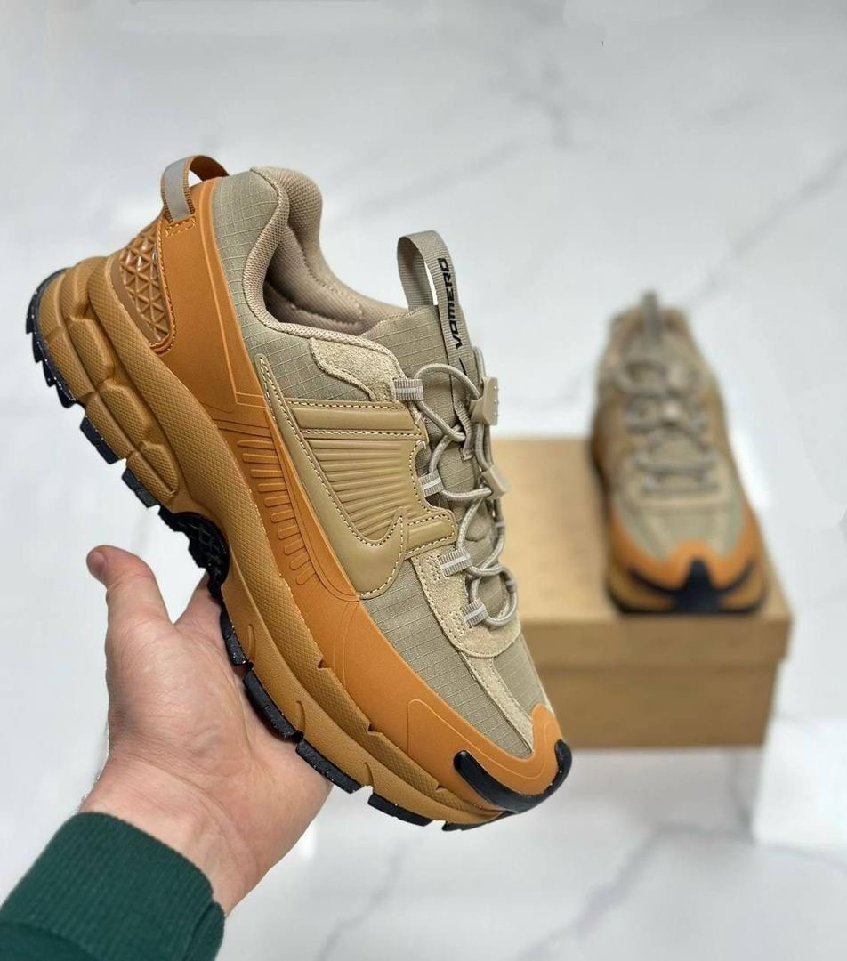 кроссовки nike zoom vomero 5 roam,кроссовки мужские nike air zoom vomero roam lux,кроссовки nike air zoom vomero 5,кроссы,кроссовки nike zoom vomero 5