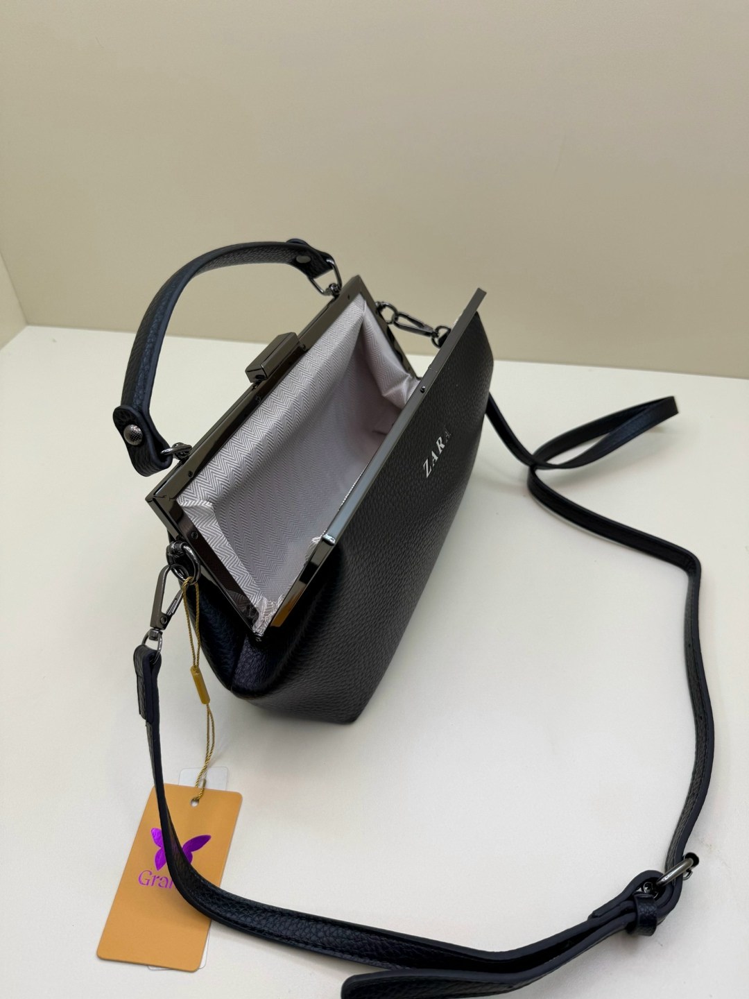 zara сумка,zara сумка на плечо,женская сумка на плечо zara shoulder bag 27cm × 12cm × 8cm,сумка женская zara,сумка zara кросс боди