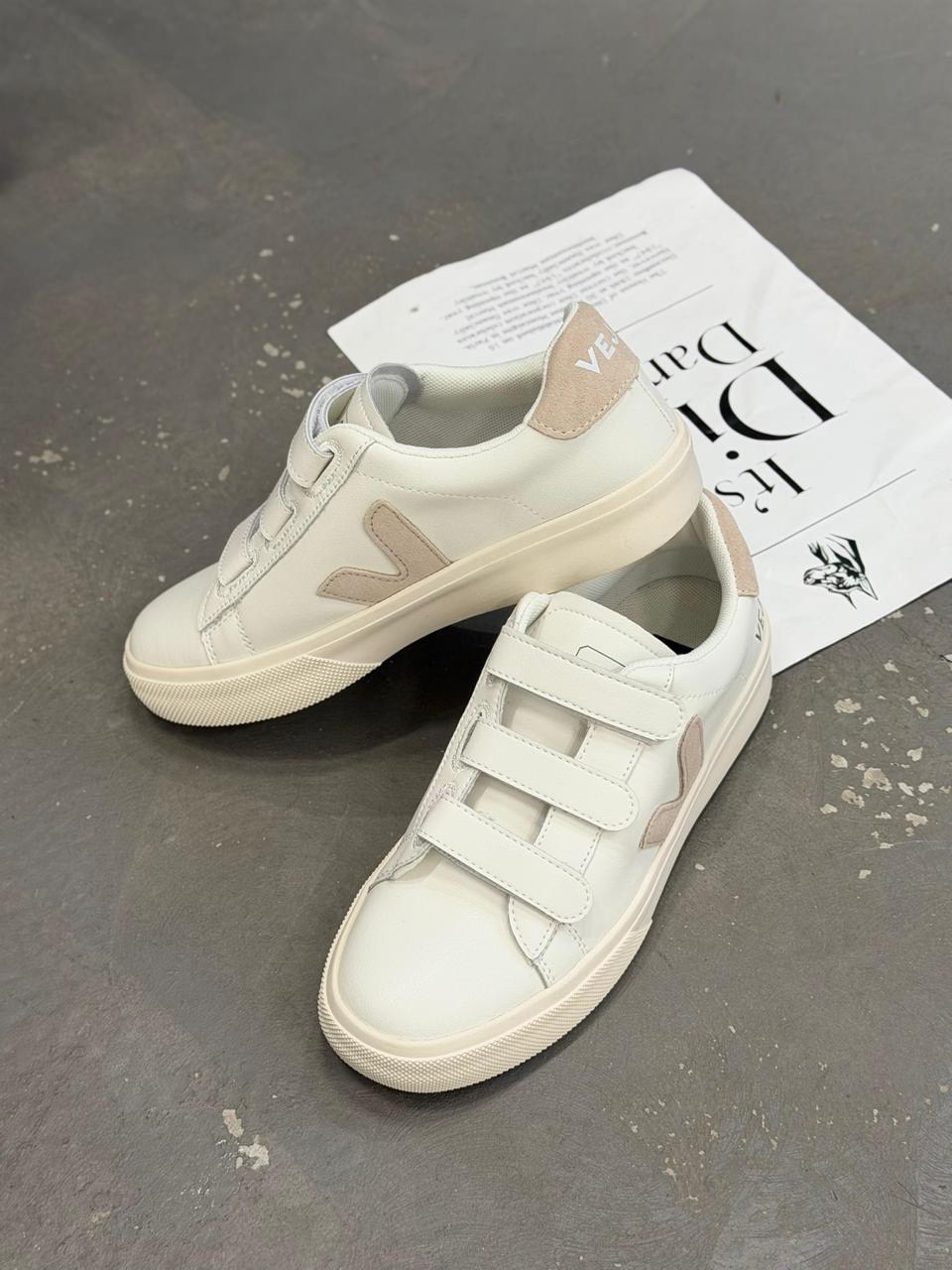 ,кроссовки на липучках женские,кеды пума на липучках женские кожаные белые,кроссовки женскиe,белые кроссовки