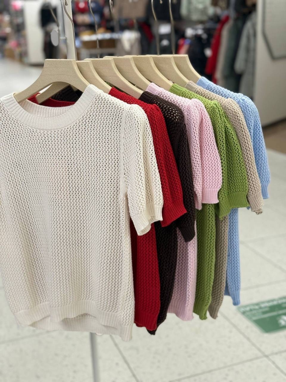 женская кофта,вязаная блузка,вязаная футболка,свитер,вязаные свитера