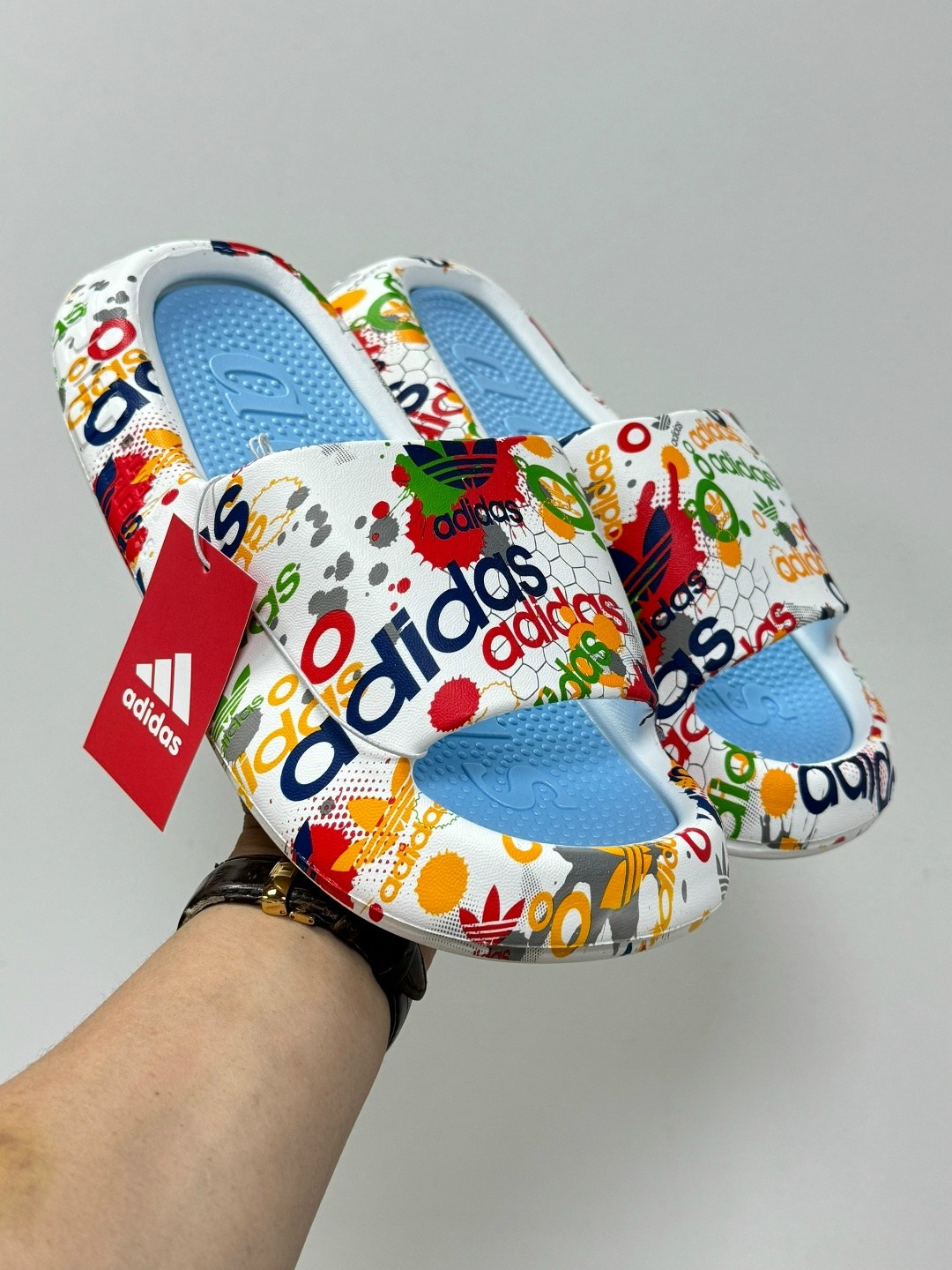 шлепанцы adidas,сланцы adidas adilette comfort w gw8678,шлепки адидас бежевые,adidas adilette comfort slides,