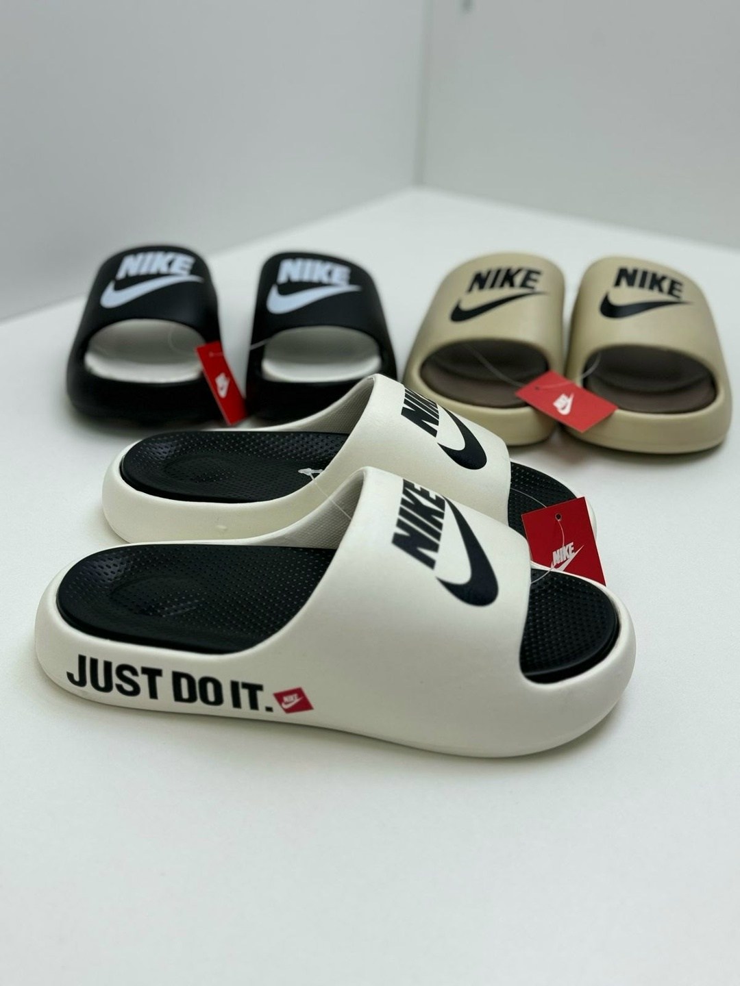 резиновые шлепки найк мужские,стильная ,шлепанцы nike,шлепанцы мужские,женские шлепанцы