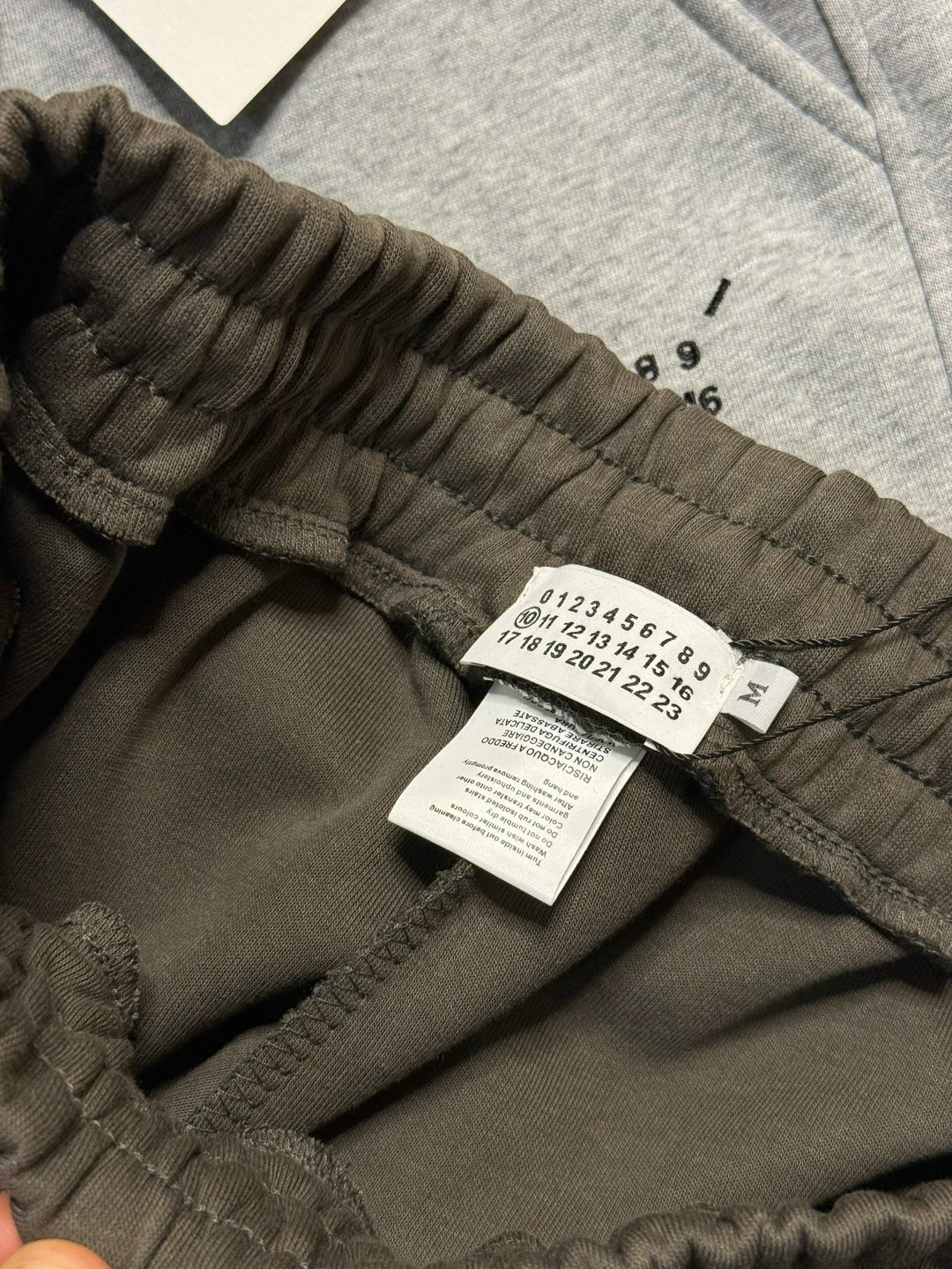 штаны модные,брюки спортивные мужские,спортивные брюки,спортивные штаны,брюки мужские модные