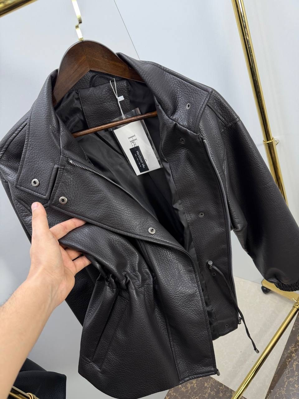 кожаная куртка,женская кожаная куртка,модные образы,куртка модная