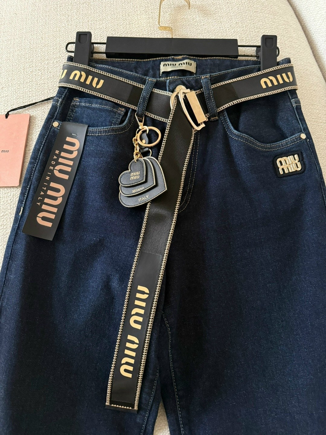 женские джинсы,джинсы,джинсы джинсы,джинсы стильные,джинсы синее