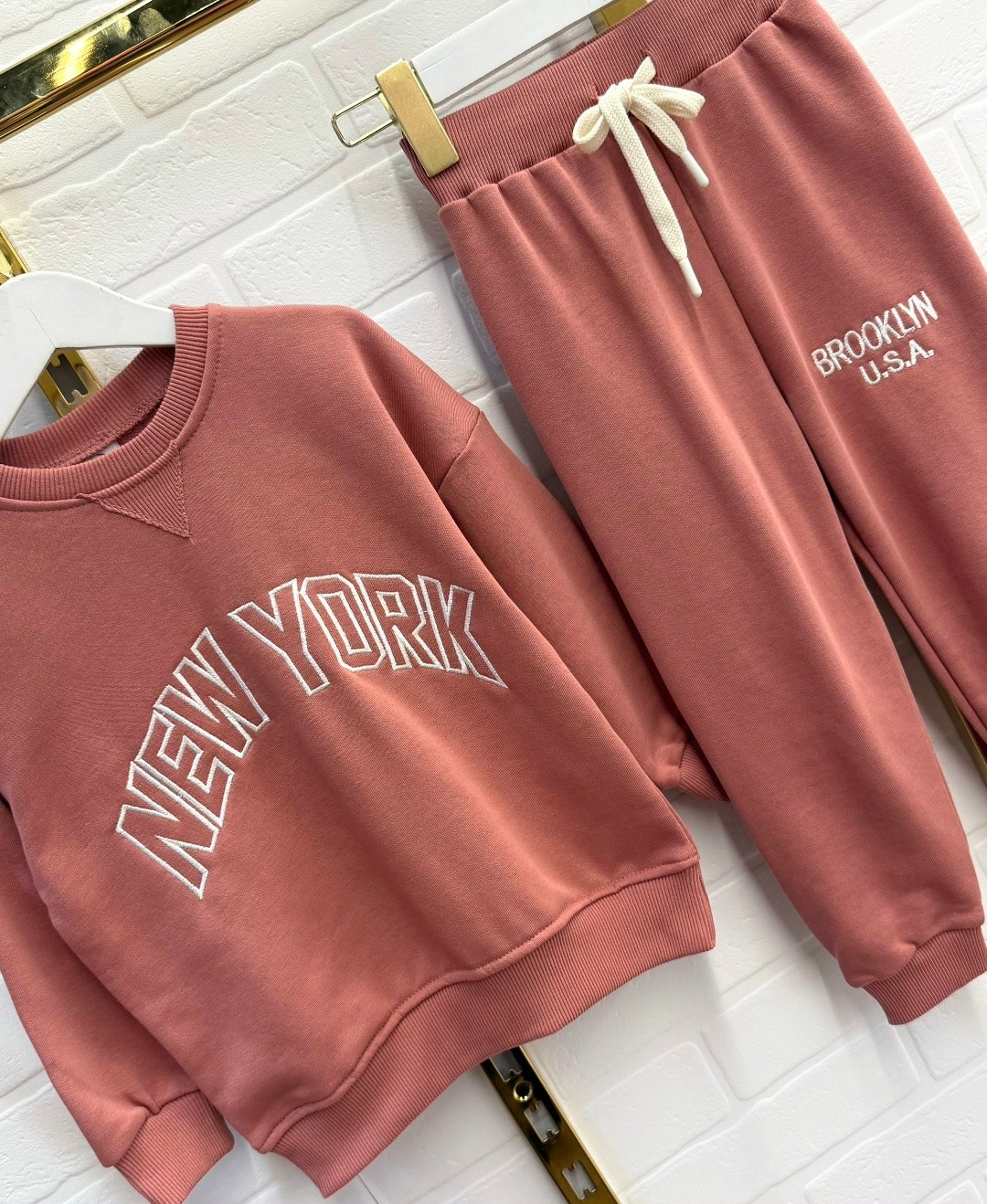 комплект костюм,спортивные костюм,спортивные костюмы для девочек,костюм для мальчиков,одежда для мальчика