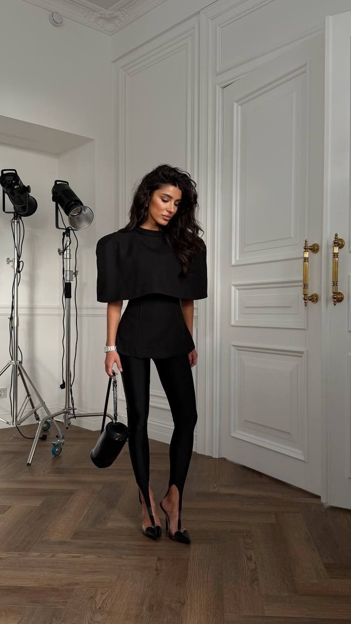 стильные наряды,женский костюм,,женское пончо