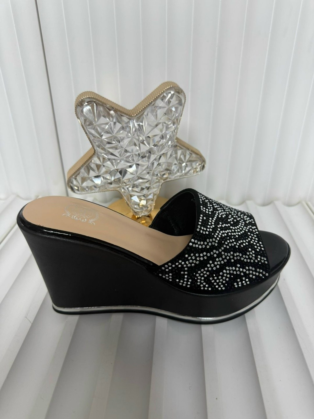 ,женские босоножки на танкетке,женская , летняя,женские босоножки на платформе