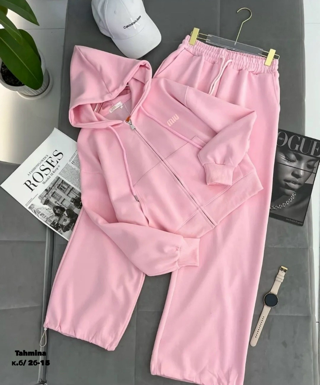 спортивные костюмы женские,спортивные костюмы,спортивные костюмы ,стильные спортивные костюмы,костюм спортивный с капюшоном оверсайз