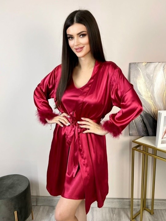 халат с перьями,длинный халат с перьями,шелковый халат с перьями q&h fashion,шелковый халат с перьями,шелковый халат с перьями 5senses 7208 белый