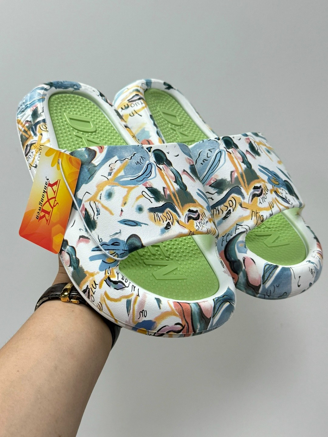 женские шлепанцы,пляжная ,мужские шлепанцы,шлепанцы с принтом,модные тапочки