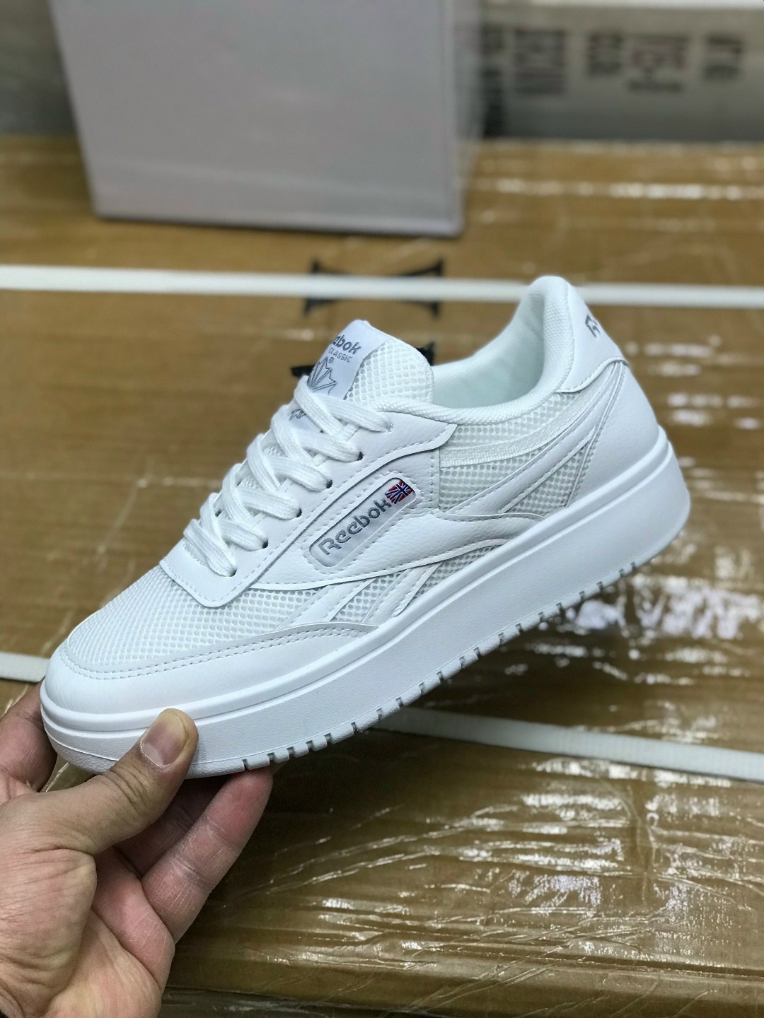 кроссовки reebok женские,кроссовки reebok,кроссовки reebok 023501 женские,женские кроссовки reebok club c double,кроссовки фила женские