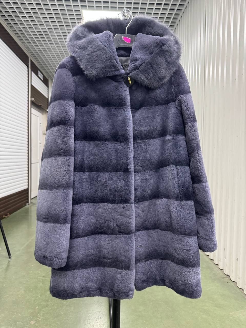 шуба норковая поперечка с капюшоном графит,шуба из бобрика,шуба норковая,шуба графит поперечка,шуба