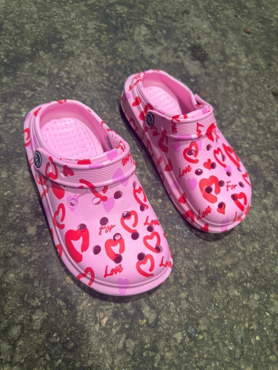 ,сабо crocs,шлепанцы крокс детские,кроксы детские,крокс китти кроксы