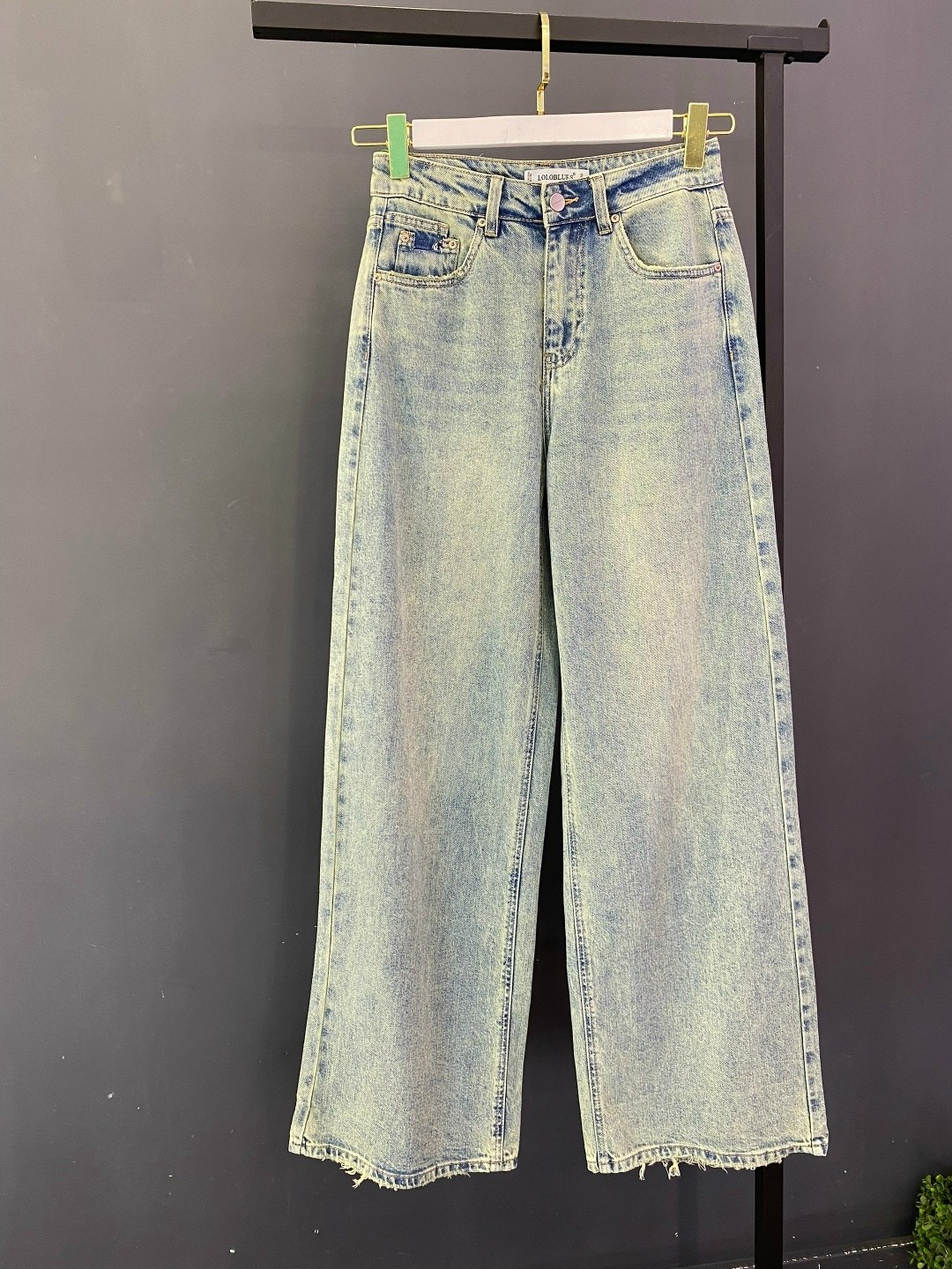 женские джинсы,джинсы,стильные джинсы,модные джинсы,джинсы брюки