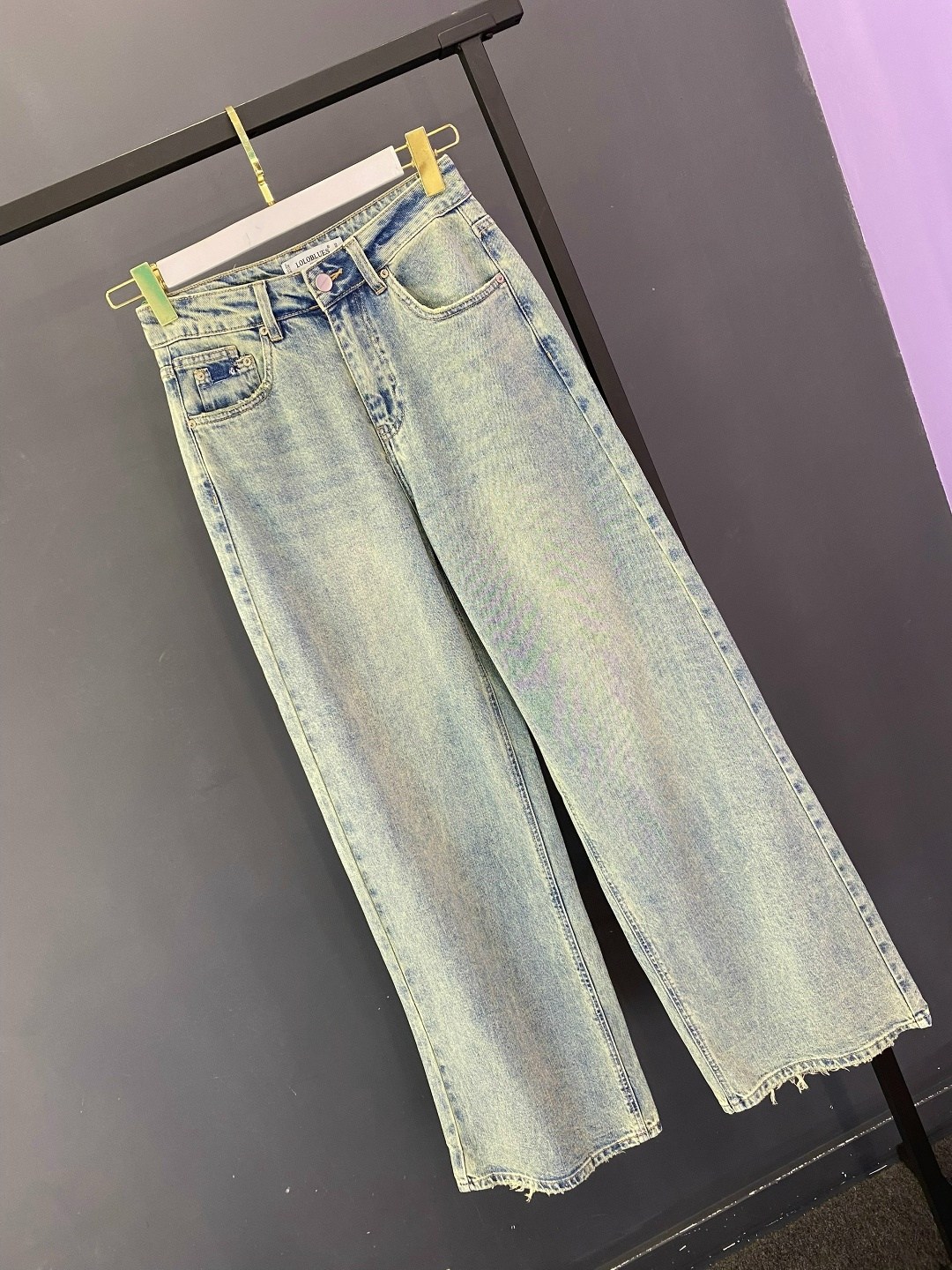 женские джинсы,джинсы,стильные джинсы,модные джинсы,джинсы брюки