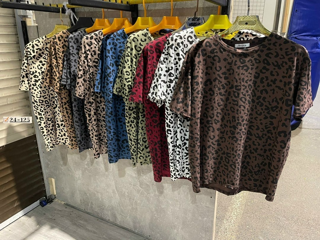 футболка с леопардовым принтом,леопардовая футболка,женская футболка с леопардовым принтом,женская летняя футболка леопардовый короткий рукав,женская футболка с леопардовым принтом и коротким рукавом